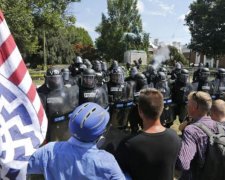 Протести у Шарлотсвіллі: Facebook оголосив війну неонацистам