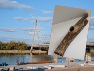 Костяной топорик, найденный в Варшавской Висле