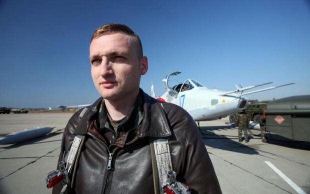 Cамоубийство легендарного летчика: украинцам напомнили подвиги героя АТО