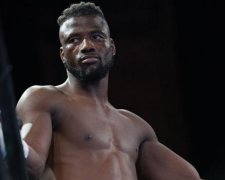Бій року: боксер виграв поєдинок без жодного удару