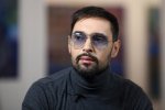 Босий Козловський вирішив дещо приростити: фото