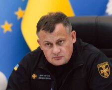 Последствия атаки на здание ГСЧС в Киеве