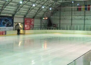 Льодова арена "Снігова королева"