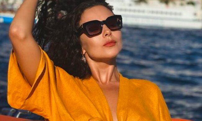 Настя Каменських, instagram.com/kamenskux/