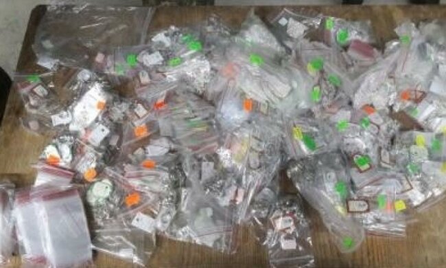 Прикордонники попередили вивезення срібла в Росію