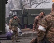 Военные, фото: скриншот из видео