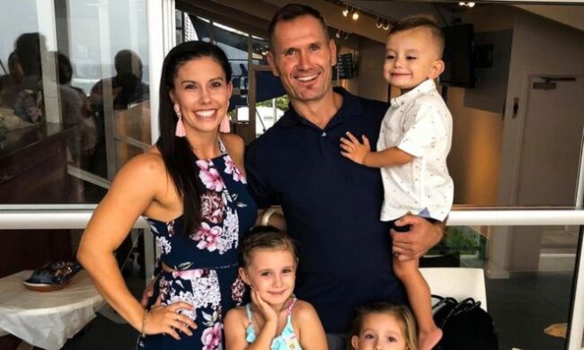 Роуен Бакстер з сім'єю, brisbanetimes.com