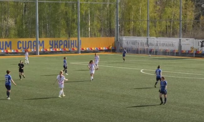 Футболісток змусили роздягнутися догола, щоб підтвердити, що вони жінки: "Геніталії..."