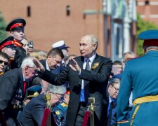 Путин на "параде", фото: radiosvoboda.org