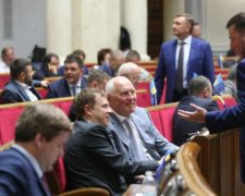 Народное вече: украинцы оценили работу политиков