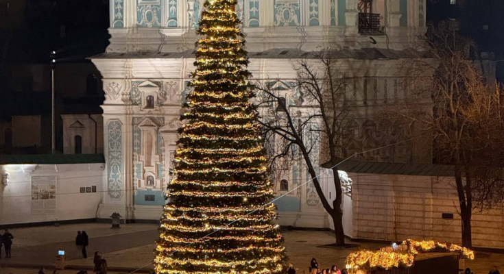 Головна ялинка країни-2026, Софіївська площа, фото із соцмереж.