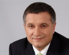 Аваков пропонує встановити відеофіксацію на великих трасах