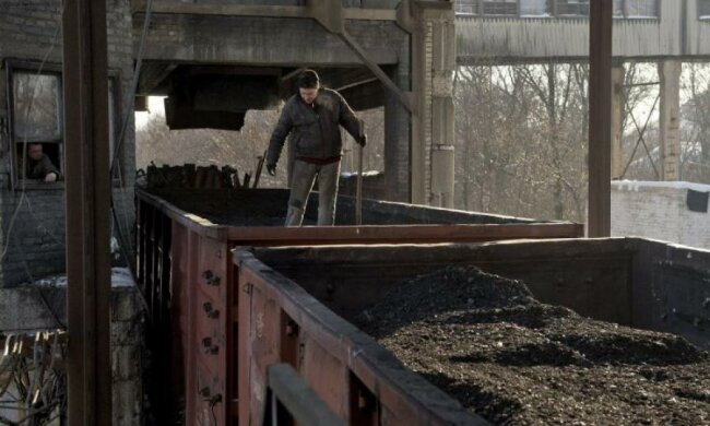 Київ ввів санкції проти крадія українського вугілля