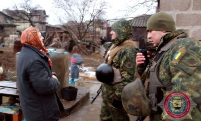 Боевики накрыли тяжелой артиллерией дома мирных жителей