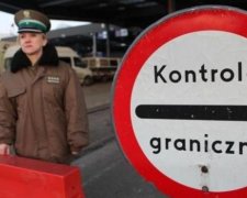 Поляки не пускають в країну українців