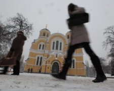Погода 17 березня: зима та весна розірвуть Україну навпіл