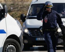 Калюжі крові і розтерзані тіла: психопат по-звірячому розправився з власною сім'єю