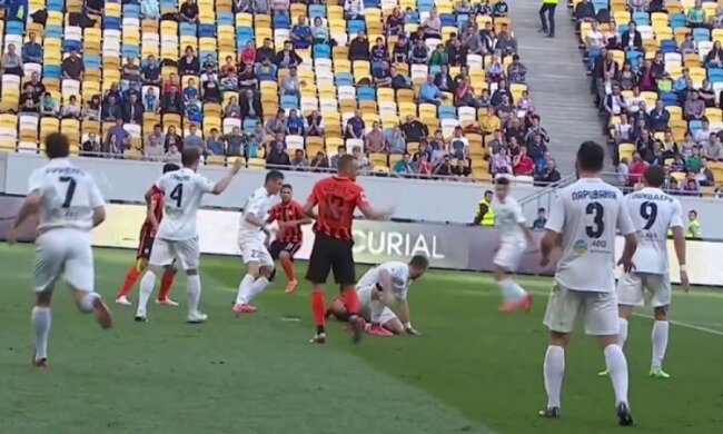 В центральном матче тура Динамо разгромило Олимпик