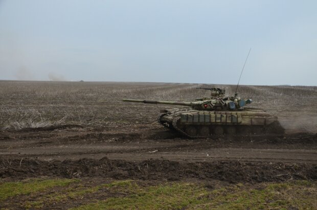 В ход пошли БМП: оккупанты с новой силой атаковали защитников Донбасса