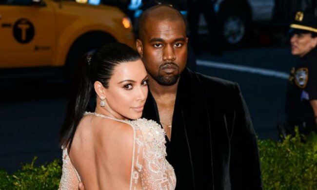 Жодних забобонів: Кардашьян показала світу свою крихітку
