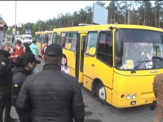 ветераны и активисты требовали освобождения водителя-хама, скрин с видео