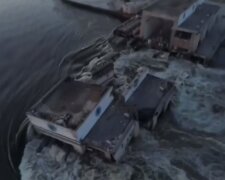 Оккупанты подорвали Каховскую ГЭС