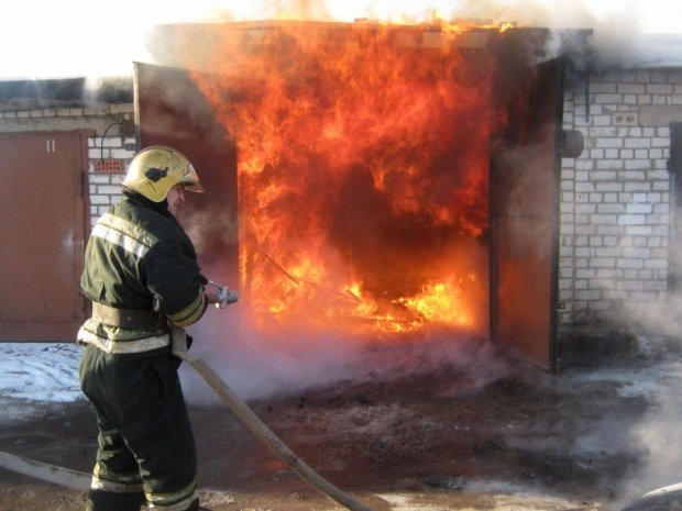 У Києві чоловік згорів живцем, займаючись улюбленою справою: подробиці кошмару