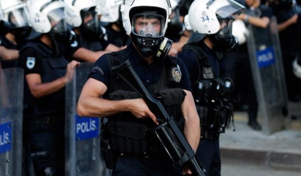 В Турции убили двух полицейских