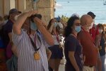 Люди на відпочинку, скріншот: Youtube