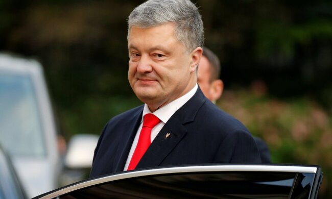 Главное за день, 11 октября: отмена налогов, отъезд Порошенко из страны и разбитый нос Путина