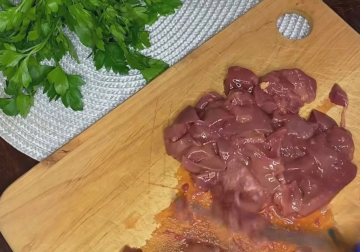Рублені котлети з кабачка та печінки: фото скрін рецепту