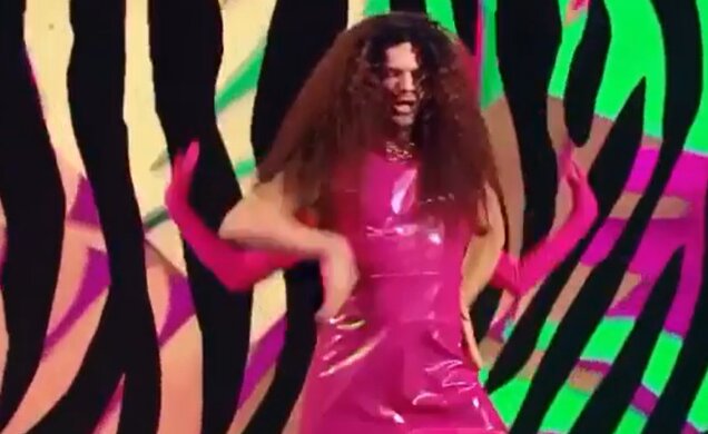 У Потапа вспотели ладони - Влад Яма в латексе притащил на сцену Каменских