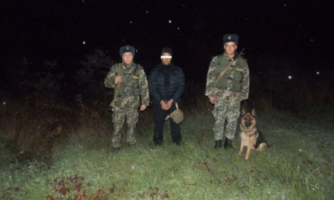 Прикордонники затримали нелегала на кордоні зі Словаччиною