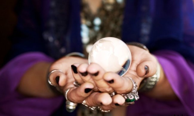 Прогноз на тиждень від віщунки: гарний час для зачаття дитини і початку нової справи