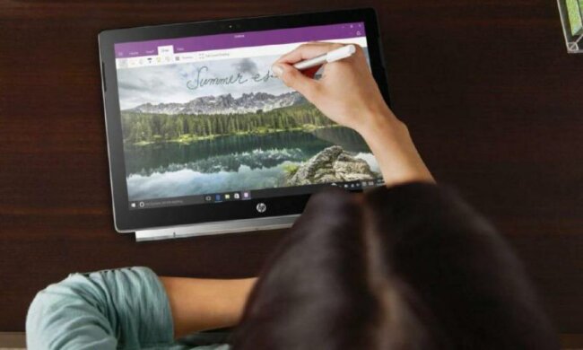 Дешево і сердито: HP представила ультратонкий ноутбук-трансформер