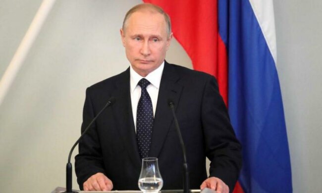 Небачена милість: Путін відпустив двох засуджених за SMS