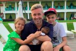 Сергій Бабкін показав, як новонароджений Єлисей відреагував на перший сніг: "Так швидко росте!"