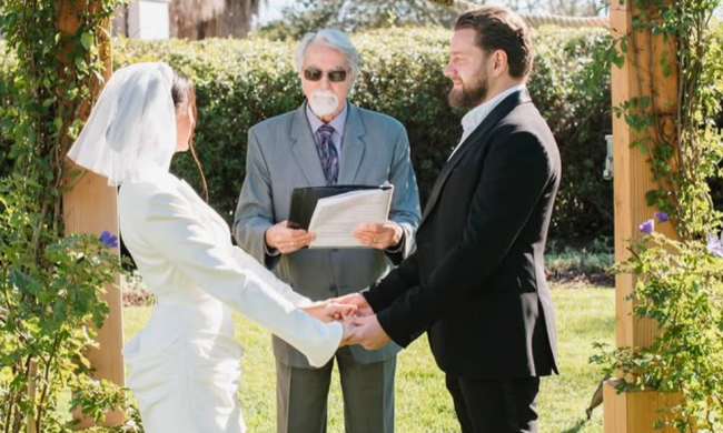 Богдан Юсипчук с женой, фото из соцсетей