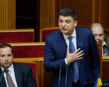 Гройсман торгується із Зеленським: прем’єр готовий, ситуація загострюється