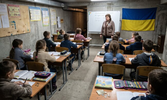 підземна школа укриття діти навчання