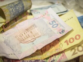 зарплати і пенсії, скріншот з відео