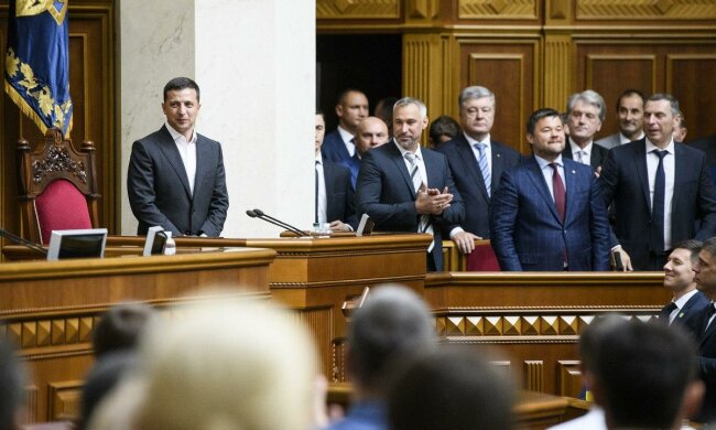 "Час саджати": кияни відреагували на головний закон Зеленського