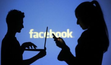 Власти вдвое чаще просят блокировать информацию в интернете- Facebook