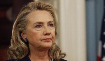 Клінтон вважає Трампа загрозою для  США