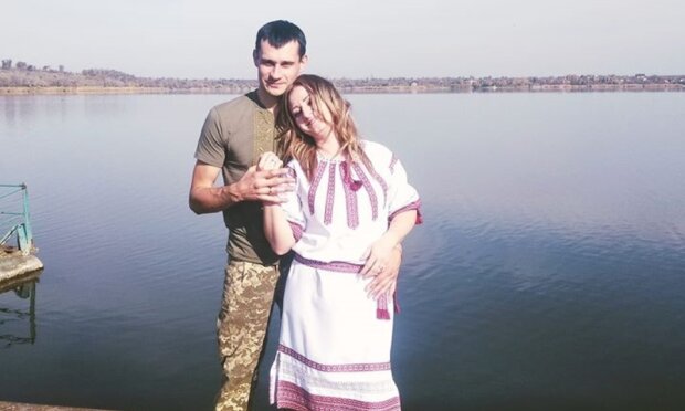 Кохання під небом Донбасу: відносини на війні, де немає місця зайвим сентиментам і залицянням, але є своя романтика