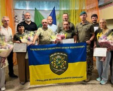 Комунальники Харкова отримали сертифікати військової підготовки