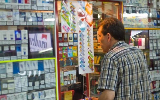 На крок ближче до Європи: цигарки стануть українцям не по кишені