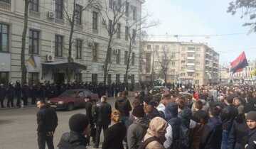 Автомайдан в Харкові протестує проти “діамантового прокурора” (фото)