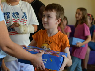 Подарунки дітям