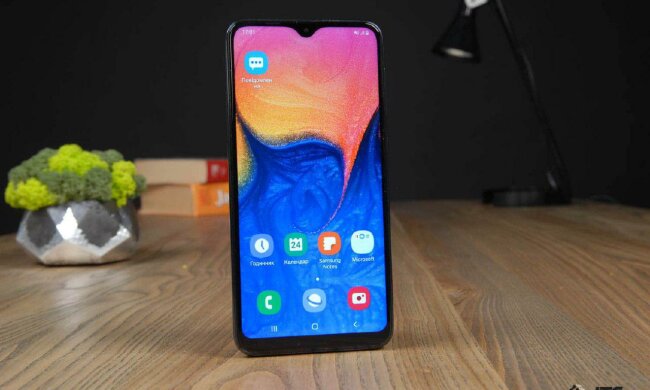 Samsung представила бюджетник Galaxy A10s: по карману каждому